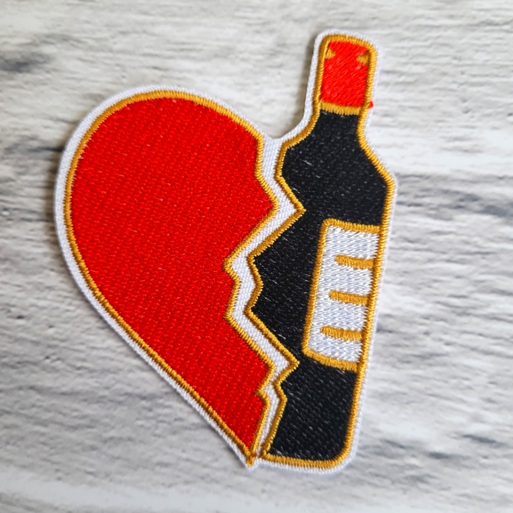 Wine Lover Broken Heart Wino Vintage 90s Embroidered Iron on Patch